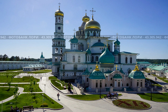 Новоирусолимский монастырь, вид на храм (2019 год). Стоковое фото, фотограф Валерий Леонидович / Фотобанк Лори