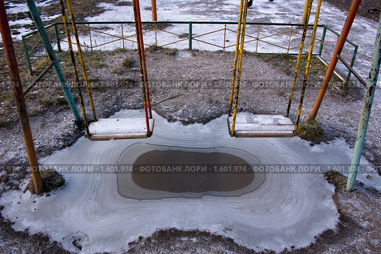 Обмороженные качели. Стоковое фото, фотограф WalDeMarus / Фотобанк Лори
