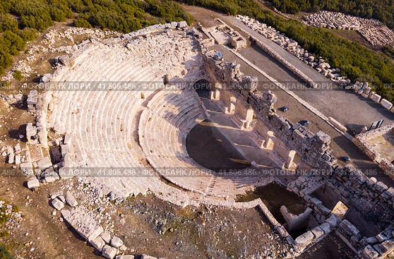 Odeon and bouleuterion at Kibyra. Стоковое фото, фотограф Яков Филимонов / Фотобанк Лори