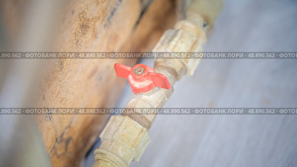 Old  water tap, close up. Стоковое фото, фотограф Дмитрий Попов / Фотобанк Лори