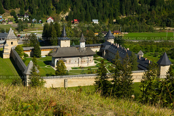 Orthodox monastic complex in Sucevita, Romania (2017 год). Стоковое фото, фотограф Яков Филимонов / Фотобанк Лори
