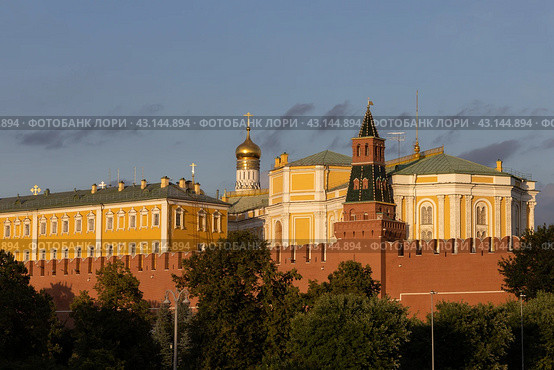 Оружейная башня Московского кремля (2023 год). Стоковое фото, фотограф Константин Галактионов / Фотобанк Лори
