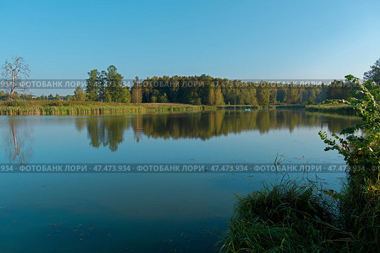 Осенний пейзаж на рассвете в деревне. Стоковое фото, фотограф MК / Фотобанк Лори