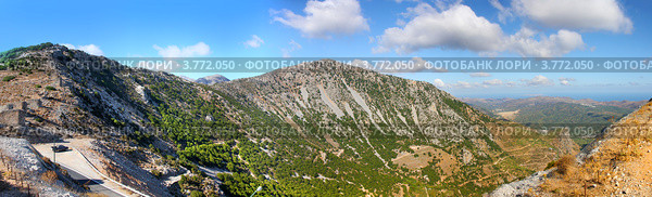 Остров Крит, Горы и плато Лассити. Стоковое фото, фотограф ElenArt / Фотобанк Лори