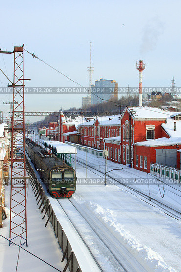 Отправление электропоезда (2009 год). Редакционное фото, фотограф Анатолий Косолапов / Фотобанк Лори