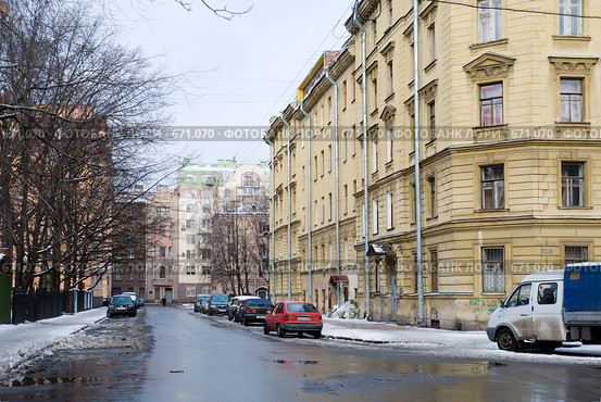Оттепель. Петроградская сторона. Улица Маркина. Редакционное фото, фотограф Александр Щепин / Фотобанк Лори