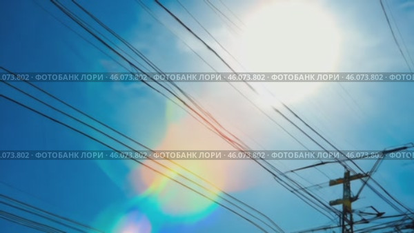 Overhead line pylons, high voltage pylons. Power transmission towers and lines at sunset. A shot of high voltage electric transmission tower, also known as electricity pylon. Стоковое видео, видеограф ALLA YURTAYEVA / Фотобанк Лори