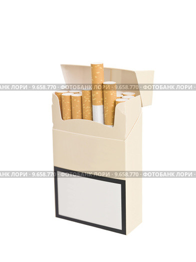 Pack of cigarettes. Стоковое фото, фотограф Lisa Wahman / Smarterpix / Фотобанк Лори
