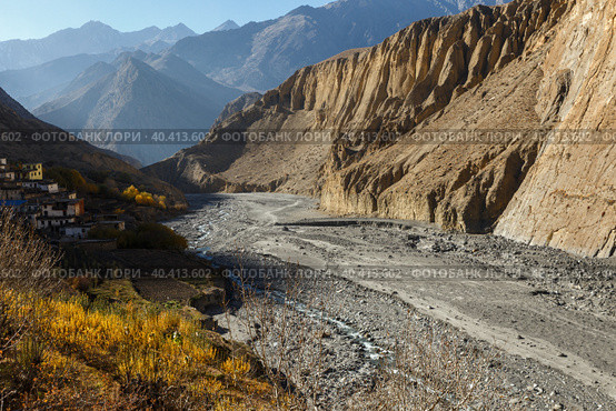 Panda Khola River, Lupra Village Lower Mustang, Nepal (2016 год). Стоковое фото, фотограф Михаил Пряхин / Фотобанк Лори