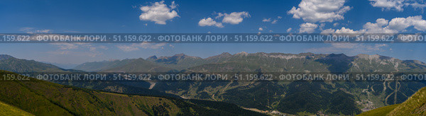 Панорама гор Архыза. Вид на север с северной канатной дороги. Стоковое фото, фотограф Владимир Глинский / Фотобанк Лори