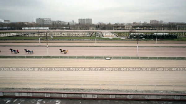 Панорама ипподрома. Стоковое видео, видеограф Losevsky Pavel / Фотобанк Лори
