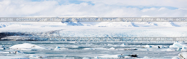 Panorama of vatnajokull Glacier Jokulsarlon lagoon Iceland. Стоковое фото, агентство Ingram Publishing / Фотобанк Лори