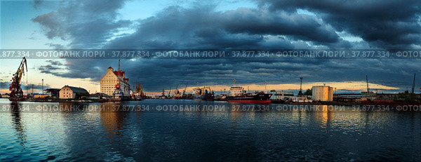 Панорама порта города Калининград (2019 год). Редакционное фото, фотограф Ольга Дмитренко / Фотобанк Лори