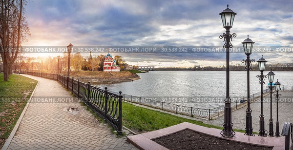Панорама Углича Panorama of Uglich (2011 год). Стоковое фото, фотограф Baturina Yuliya / Фотобанк Лори