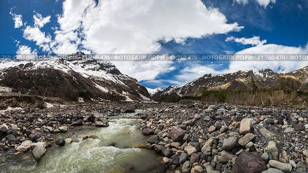 Panoramic view of Baksan river. Стоковое фото, фотограф Юлия Белоусова / Фотобанк Лори