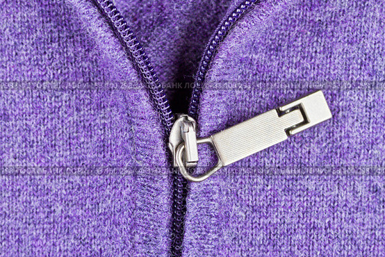 Partially unlocked zipper. Стоковое фото, фотограф Oleksandr Chub / PantherMedia / Фотобанк Лори