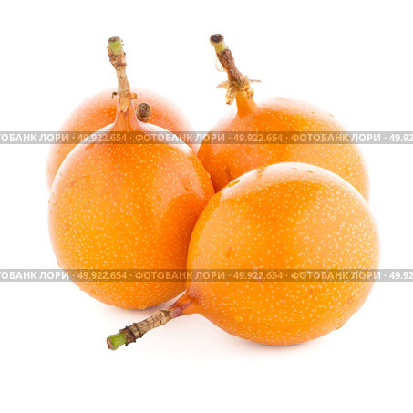 Passion fruit maracuja granadilla on white background. Стоковое фото, агентство Ingram Publishing / Фотобанк Лори
