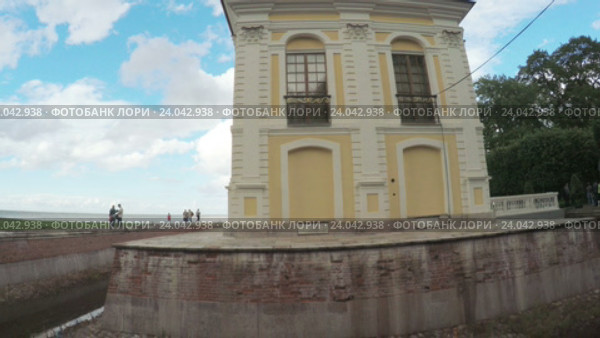 Павильон Эрмитаж в Петергофе (2016 год). Редакционное видео, видеограф Потийко Сергей / Фотобанк Лори