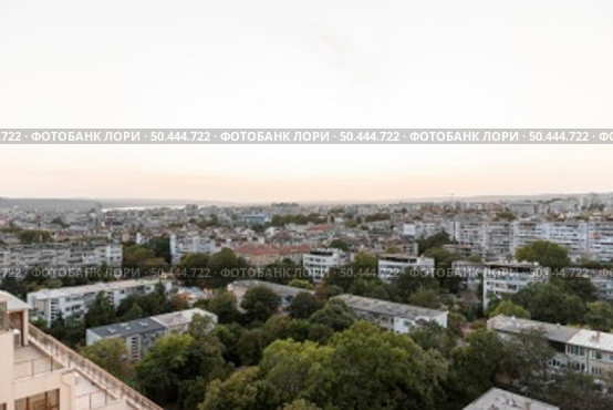 peaceful town with clear sky. Стоковое фото, агентство Ingram Publishing / Фотобанк Лори