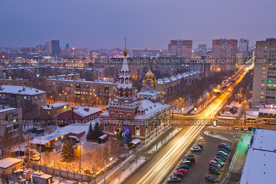 Пермь. Вид с крыши на Вознесенскую церковь (2018 год). Стоковое фото, фотограф Литвяк Игорь / Фотобанк Лори