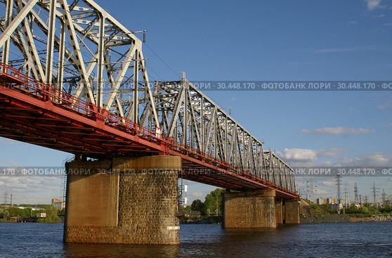 Пермь. Железнодорожный мост через реку Кама (2007 год). Стоковое фото, фотограф Дмитрий Щукин / Фотобанк Лори