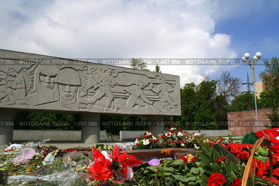 Площадь Павших героев в Краснодаре (2010 год). Редакционное фото, фотограф Марина Сапрунова / Фотобанк Лори