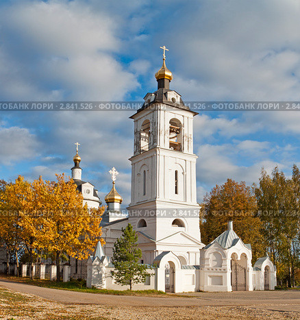 Подмосковье. Село Язвище. Церковь Троицы Живоначальной (2011 год). Стоковое фото, фотограф Сергей Соболев / Фотобанк Лори