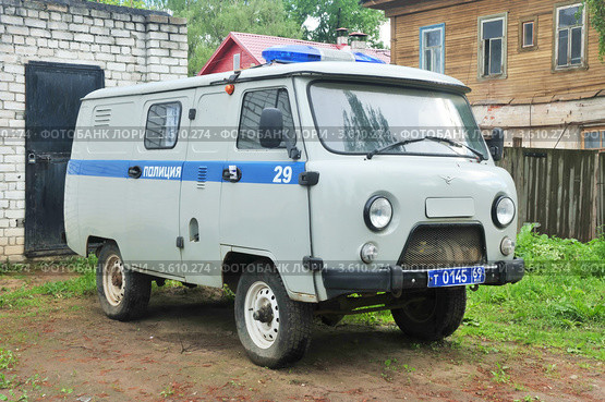 Полицейский УАЗик (2012 год). Редакционное фото, фотограф stargal / Фотобанк Лори