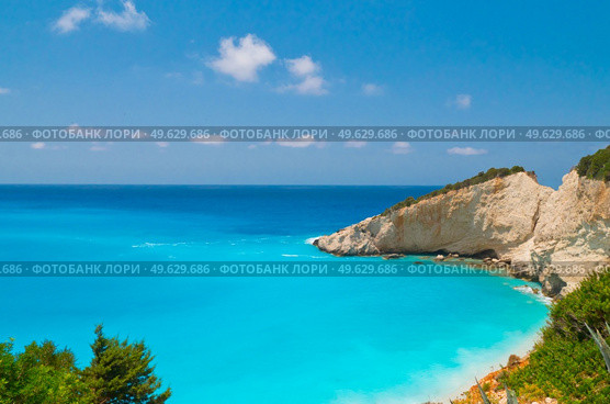 Porto Katsiki beach at Lefkada island in Greece. Стоковое фото, агентство Ingram Publishing / Фотобанк Лори