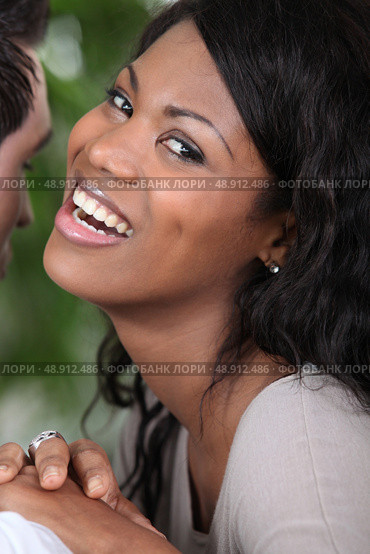 Portrait of a woman laughing. Стоковое фото, агентство Ingram Publishing / Фотобанк Лори