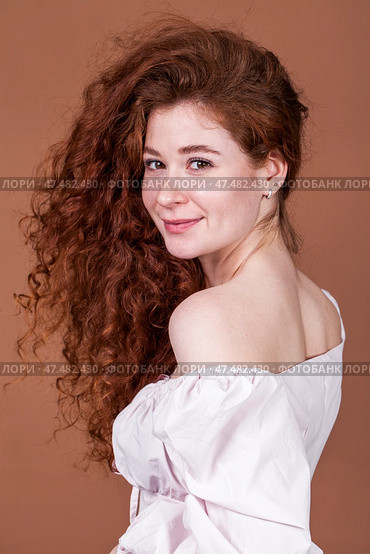 Portrait of a young beautiful red hair girl. Стоковое фото, фотограф Андрей Аркуша / Фотобанк Лори