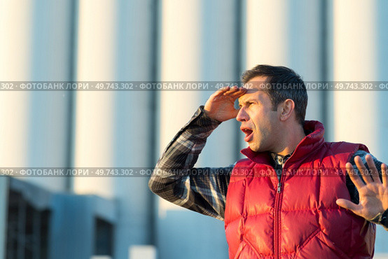 portrait of manager shouting in factory. Стоковое фото, агентство Ingram Publishing / Фотобанк Лори