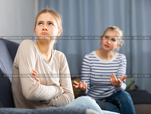 Portrait of upset teenager schoolgirl. Стоковое фото, фотограф Яков Филимонов / Фотобанк Лори