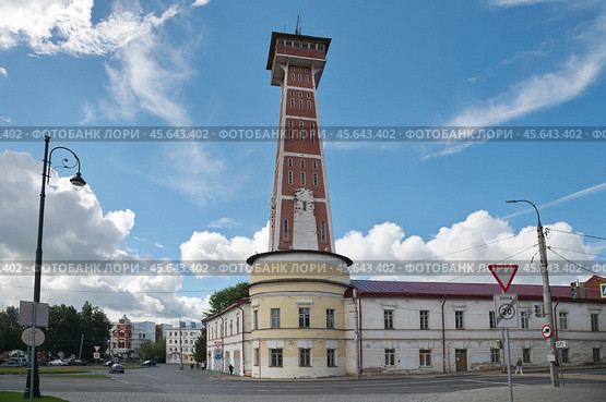 Пожарная каланча в Рыбинске. Ярославская область, Россия (2024 год). Редакционное фото, фотограф Елена Коромыслова / Фотобанк Лори