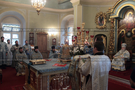 Праздник Казанской иконы Божией Матери в Новодевичьем монастыре (2018 год). Редакционное фото, фотограф Дмитрий Неумоин / Фотобанк Лори