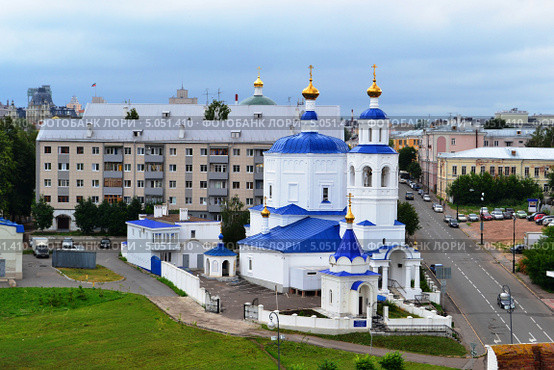 Приходский Пятницкий храм (2012 год). Стоковое фото, фотограф александр афанасьев / Фотобанк Лори