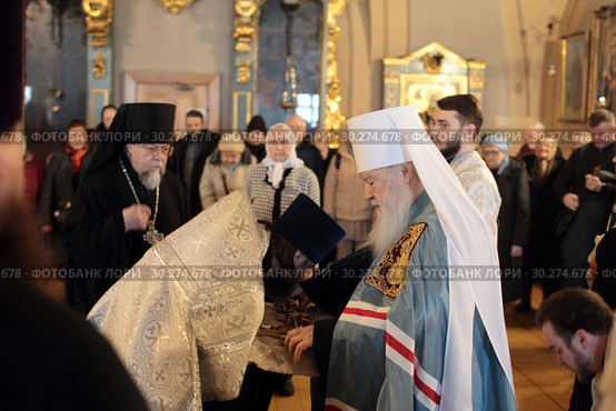Прощеное воскресенье в Новодевичьем монастыре (2019 год). Редакционное фото, фотограф Дмитрий Неумоин / Фотобанк Лори