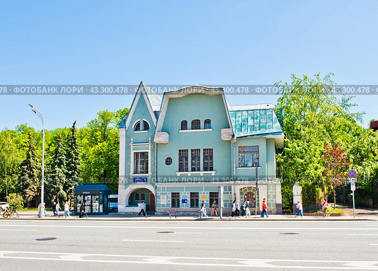 Проспект Мира, д. 30, стр 1. Москва. Россия (2024 год). Редакционное фото, фотограф E. O. / Фотобанк Лори