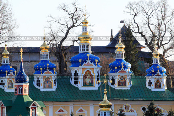 Псково-Печорский, Свято-Успенский монастырь (2013 год). Стоковое фото, фотограф Дмитрий Неумоин / Фотобанк Лори