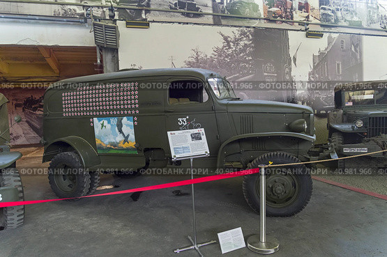 Радийный фургон Chevrolet K51 Panel Van на базе полноприводного грузовика Chevrolet G506, 1943 год. Машина использовалась в Советской армии. Музей военной техники "Моторы войны", Москва. (2023 год). Редакционное фото, фотограф Сергей Рыбин / Фотобанк Лори