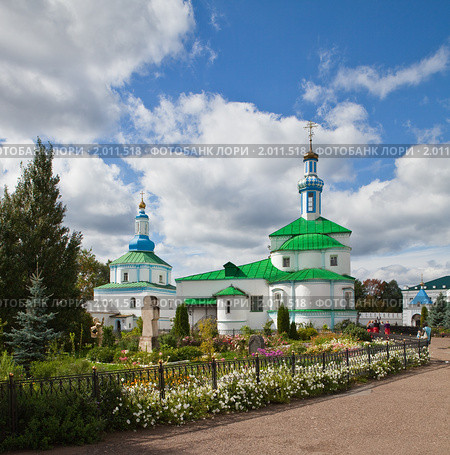 Раифский Богородицкий монастырь - Церковь в честь Святых Отцов в Синае и Раифе избиенных. Стоковое фото, фотограф Иван Сазыкин / Фотобанк Лори