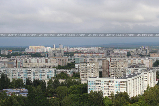 Район Свияга в Ульяновске (2024 год). Редакционное фото, фотограф Иван Дуплик / Фотобанк Лори