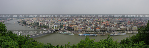 Река Дунай и панорама старого города Будапешта, Будапешт, Венгрия (2010 год). Стоковое фото, фотограф Дымов Игорь / Фотобанк Лори