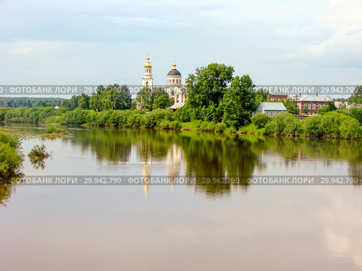 Река Тура и Собор Михаила Архангела. Село Меркушино. Свердловская облать (2011 год). Стоковое фото, фотограф Сергей Афанасьев / Фотобанк Лори