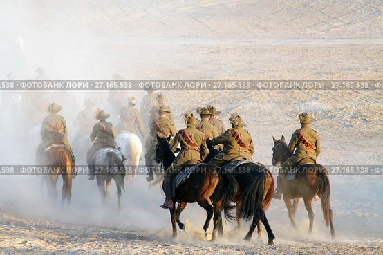 Реконструкция атаки на Беер Шеву силами Australian and New Zealand Army Corps (ANZAC) во время Первой мировой войны (2017 год). Редакционное фото, фотограф Irina Opachevsky / Фотобанк Лори
