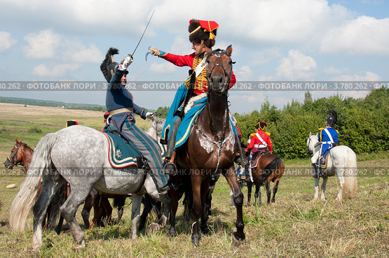 Реконструкция военного сражения под Бородином (2012 год). Редакционное фото, фотограф Литвяк Игорь / Фотобанк Лори
