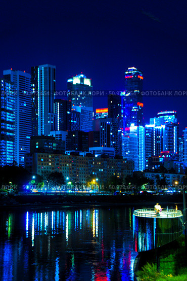 Residential complex on Shelepikhinskaya embankment. Russia. Moscow. 03.08.2025. Редакционное фото, фотограф Ярославский Максим / Фотобанк Лори