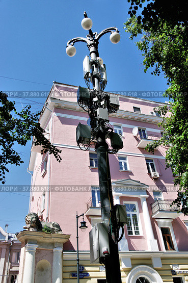 Ретранслятор на Малой Бронной. Москва (2022 год). Стоковое фото, фотограф Илюхина Наталья / Фотобанк Лори