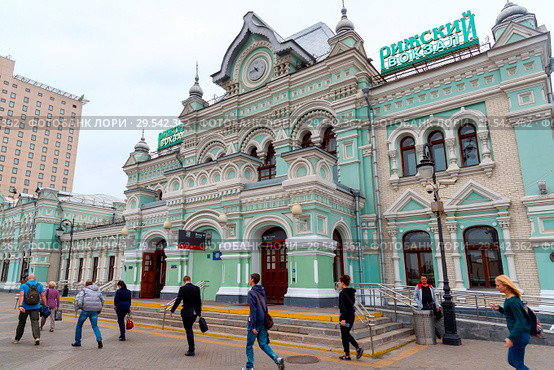 Рижский вокзал. Москва (2018 год). Редакционное фото, фотограф Александр Щепин / Фотобанк Лори