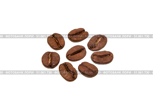 Roasted Coffee Beans isolated. Жаренные зерна кофе. Кофейные зерна. Стоковое фото, фотограф Roman B. / Фотобанк Лори